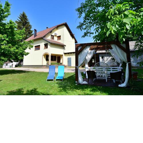Studio Ivona