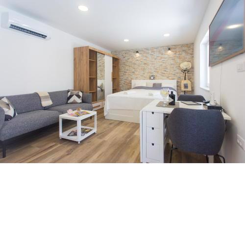Studio Nomadic Kastela