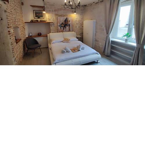 Studios Kadena Trogir - 18th century stone house