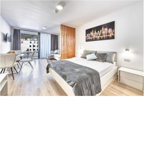Studios Manhattan