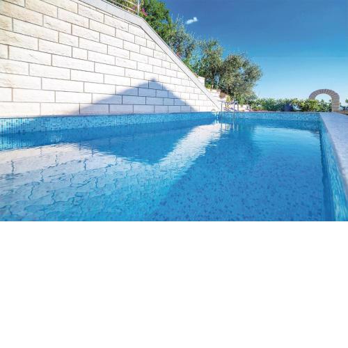 Stunning Apartment In Crikvenica