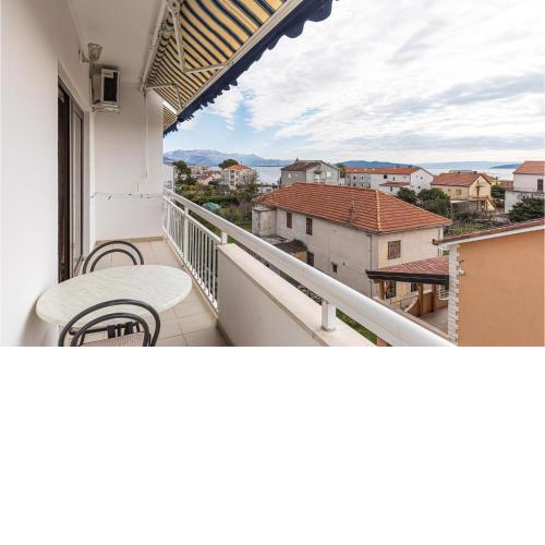 Stunning Apartment In Kastel Stafilic With Wifi