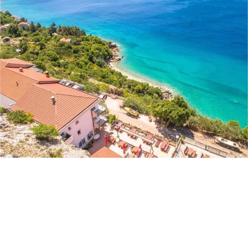 Stunning Apartment In Stara Baska With Wifi