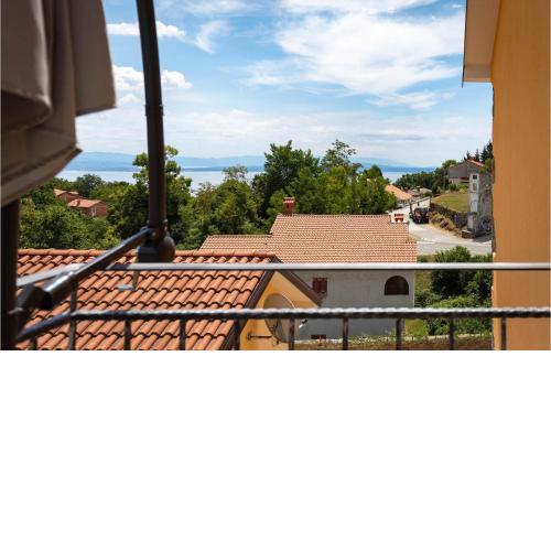 Stunning Apartment In Veprinac