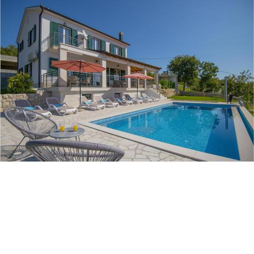 Stunning Home In Glavina Donja