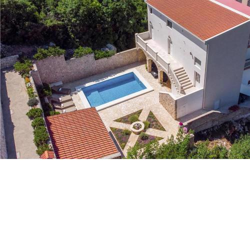 Stunning Home In Klek With Outdoor Swimming Pool