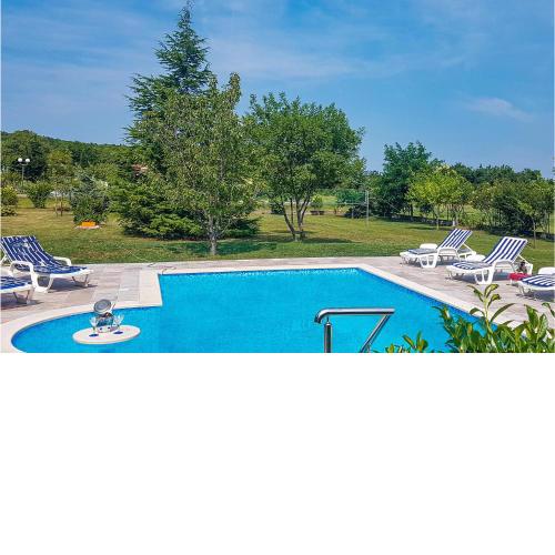 Stunning Home In Labin With Wifi