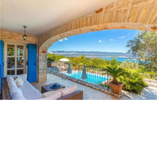 Stunning Home In Malinska With Wifi
