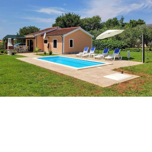 Stunning Home In Medulin With Wifi