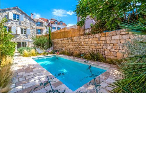 Stunning Home In Split With Outdoor Swimming Pool