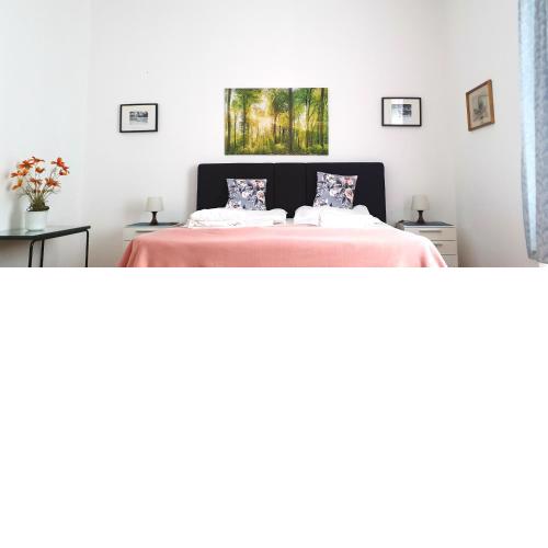 Suite in imperial design, central location