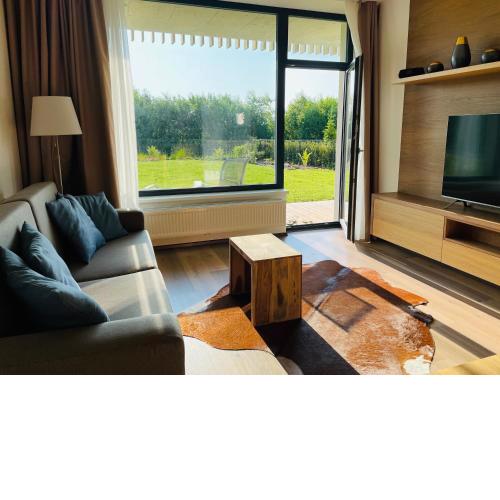 Šumavský apartmán - Nový komfortní a prostorný, se zahradou