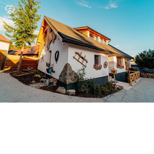 Šumiac Village - Jedinečné ubytovanie s wellnessom pod Kráľovou hoľou