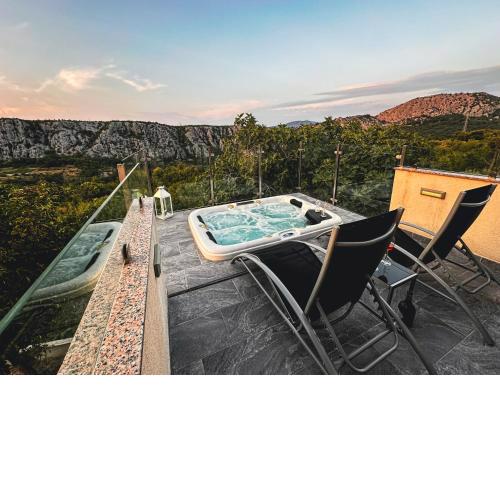 Summer House Nika with Jacuzzi