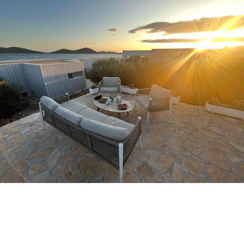 Sun Deck Buqez Villa 70