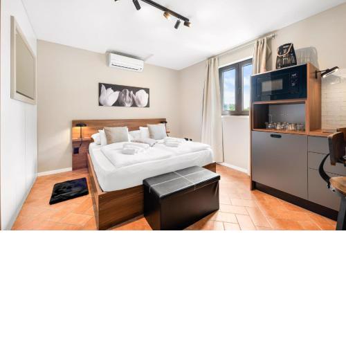 Suncity room
