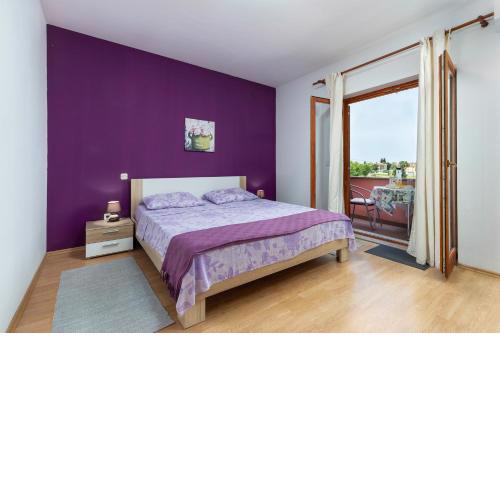 Sunny Apartment Valbandon