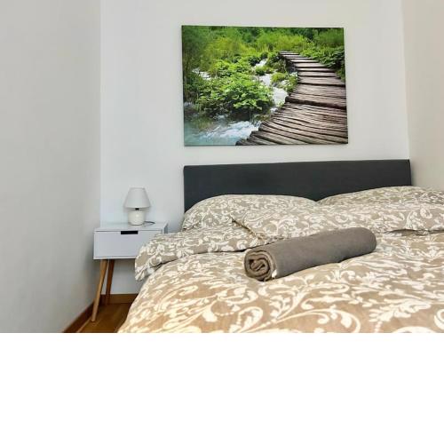 Sunny & Calm Apartment with Free Parking