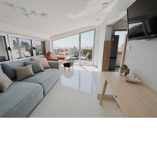Sunny House