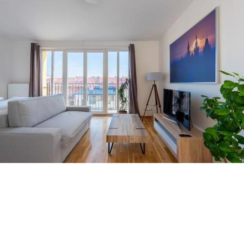 Sunny Safron apartment