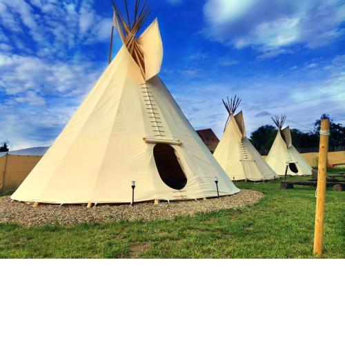 Teepee Camp Lounky
