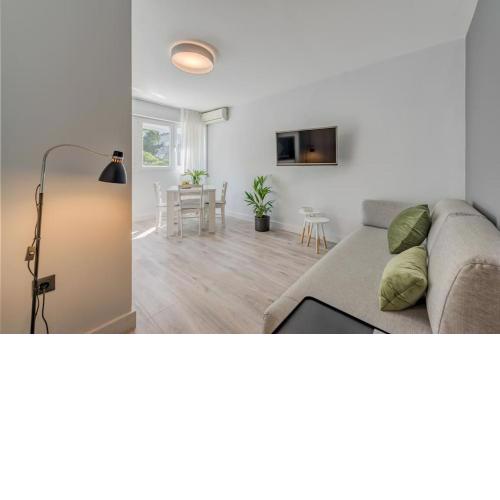 Tessa Apartment
