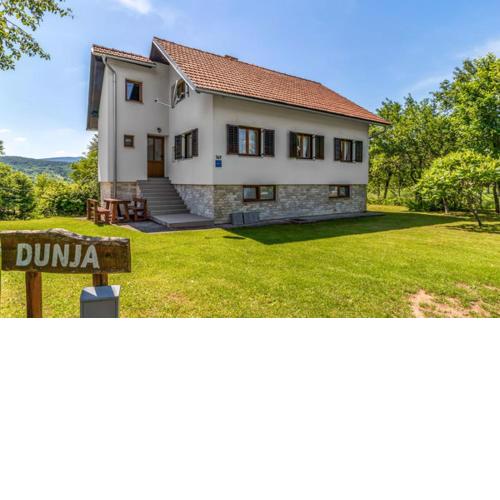 The House of Dunja