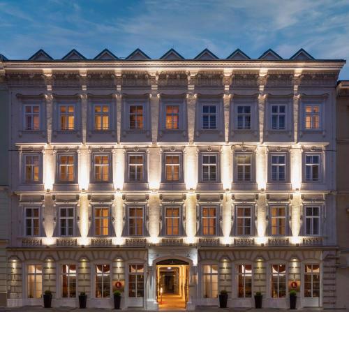 The Levante Rathaus Apartments