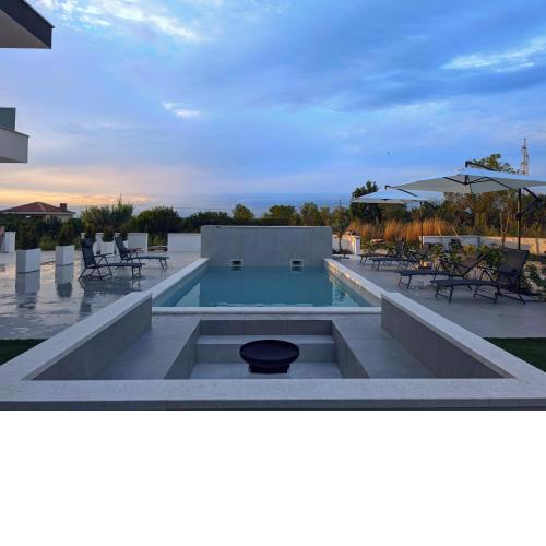 The Luxe Hideaway