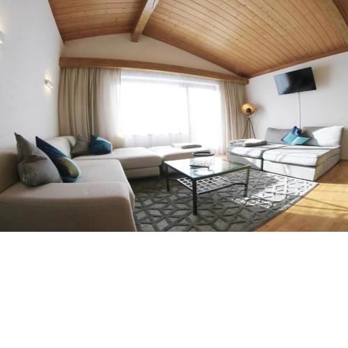 The Seefeld Retreat - Central Family Friendly Apartments - Mountain Views