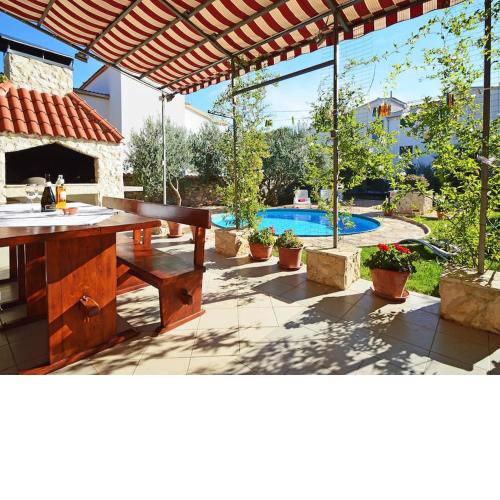Three apartment complex with private pool
