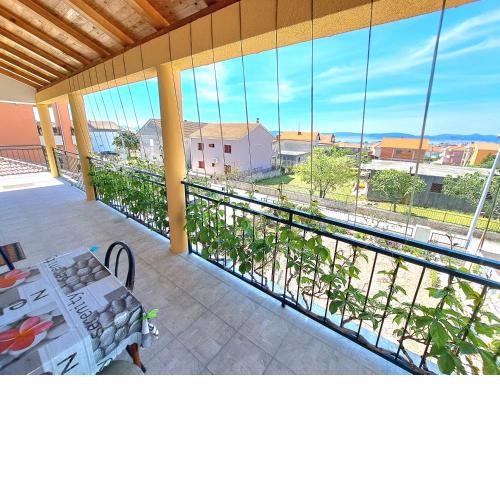 Three bedroom apartment Niko