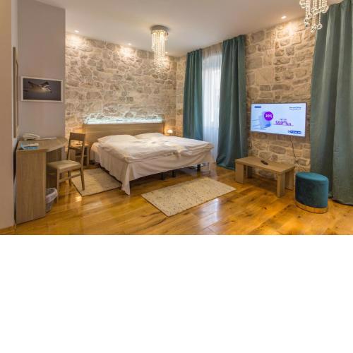 Tifani Luxury Rooms