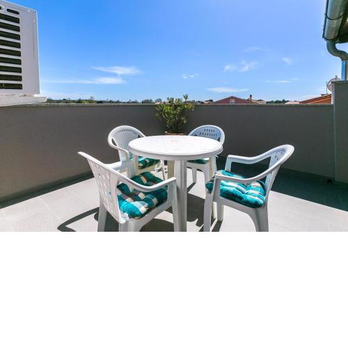 Tolle Ferienwohnung 500 Meter zum Sandstrand mit Klima, Grill