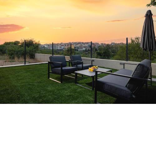 Tomas garden lux apartment