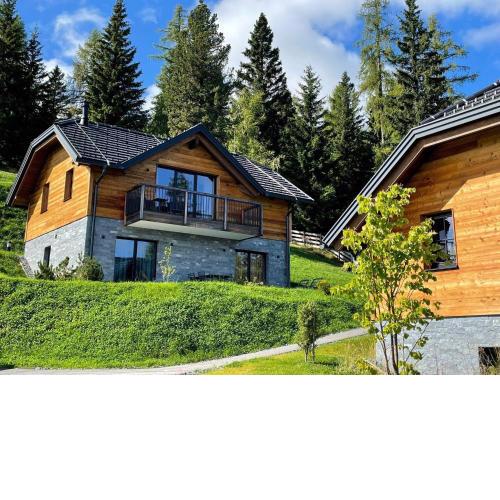 Tomtegl-Bergchalet-No-8-mit-Privatsauna-Infinitypool-Kamin-Fitnessraum-1500m-Seehoehe