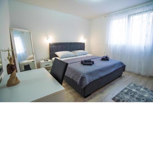 Too Sweet Apartment 1