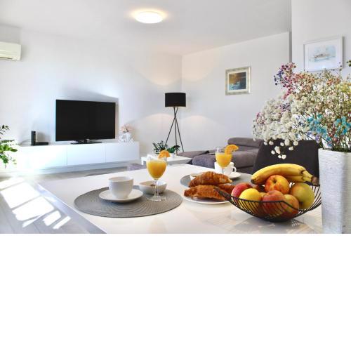 Town centre apartment Surprise