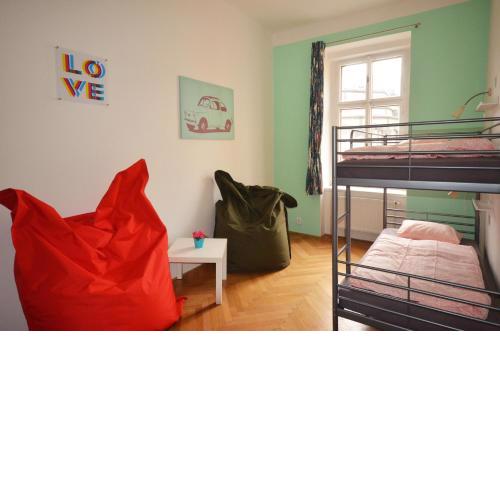 Travel&Joy backpackers