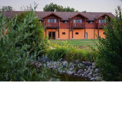 Tri Duby Golf Apartments