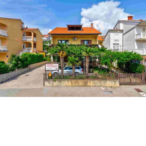 Two-Bedroom Apartment in Crikvenica VII