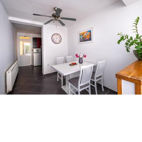 Two bedroom apartment Mara, Mlini - Dubrovnik