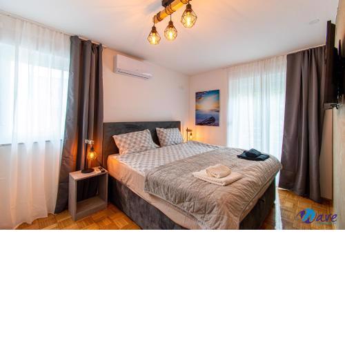 TWO BEDROOM MODERN APARTMENT near the AIRPORT