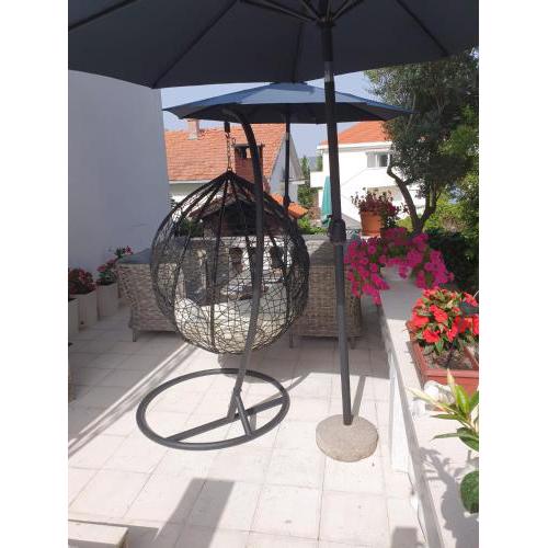 Two-room Apartment LIDIJA with terrace and parking