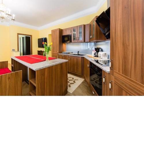 TYNSKA 622/17 - Double Bedroom Luxury Apartment