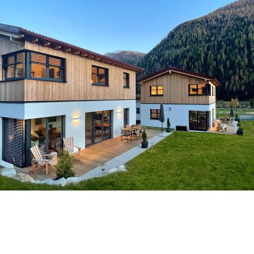 TYROL PURElife Lodges