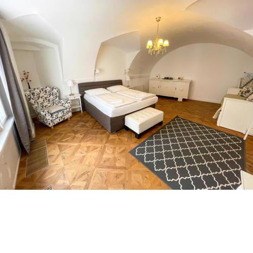 U Obecního dvora - Old Town Apartment