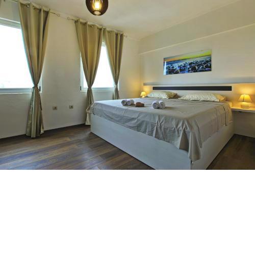Urban Duo Residence