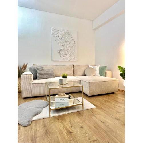 URBAN JUNGLE Apartment old town Air Conditioned