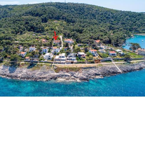 Valdarke Sea View Apartment - Happy Rentals